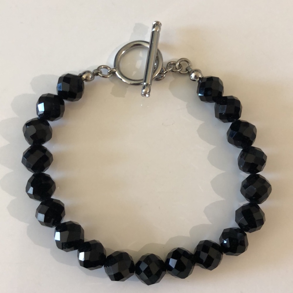 Black beaded bracelet - Picture 2 of 4